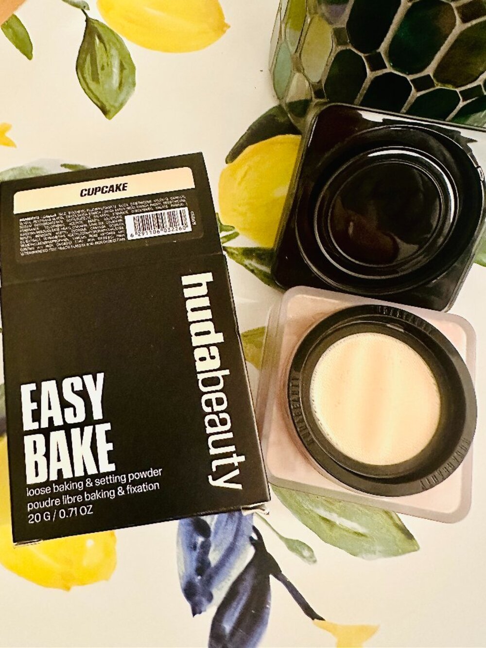 HUDA BEAUTY NEW Easy Bake Blurring Loose Baking & Setting Powder 20g – Cupcake